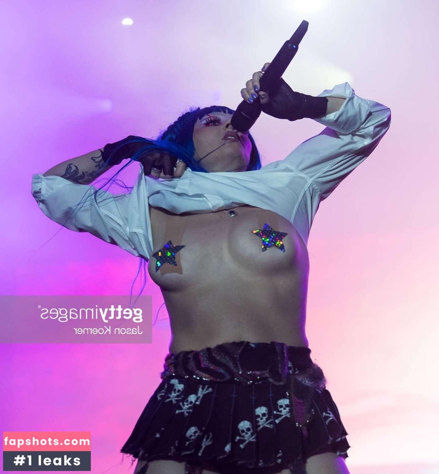 Ashnikko gallery photo #143