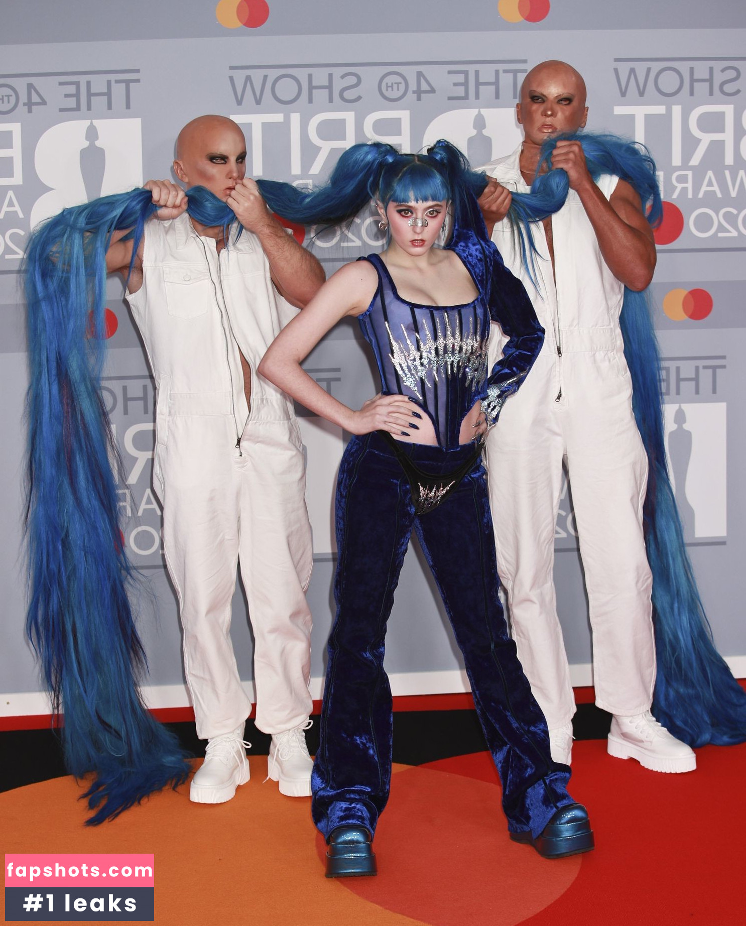 Ashnikko gallery photo #160