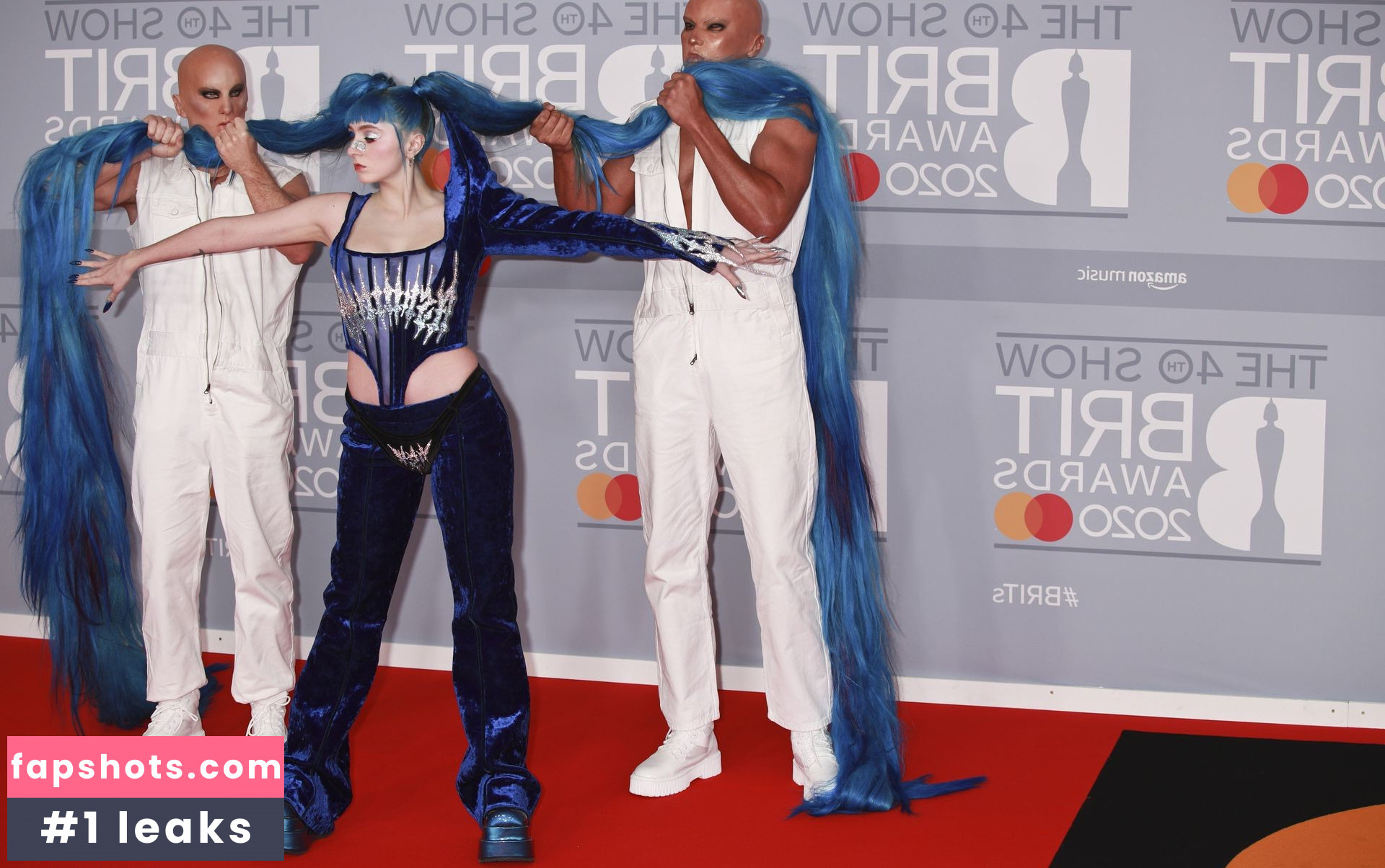 Ashnikko gallery photo #161