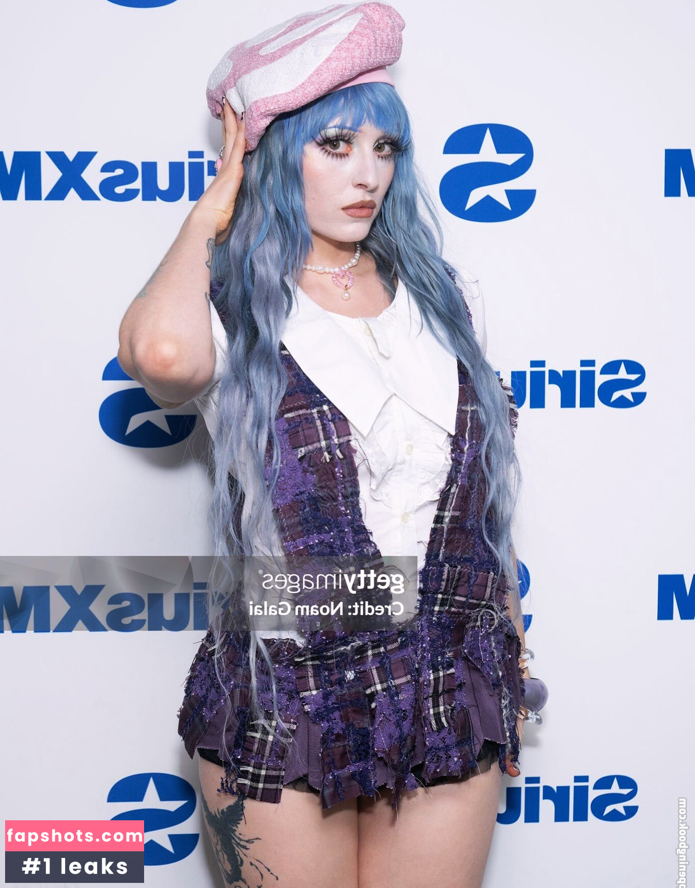 Ashnikko gallery photo #32