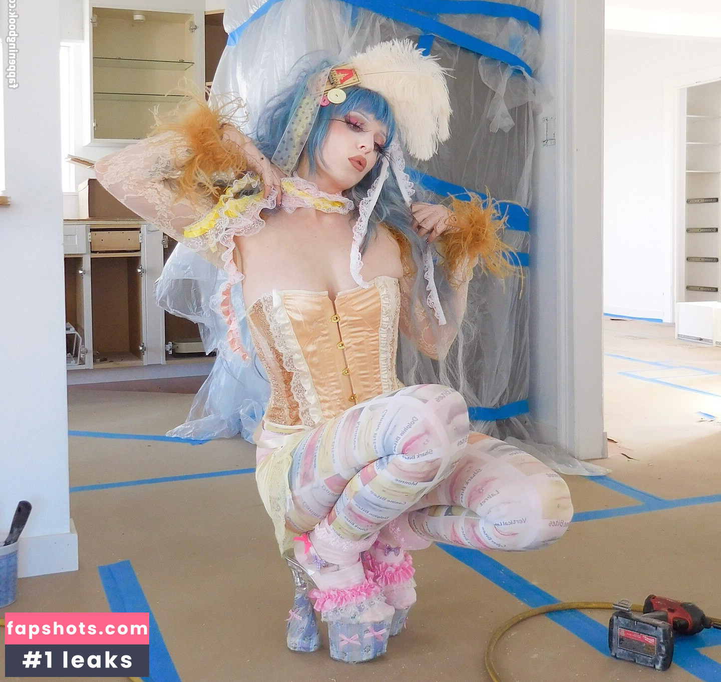 Ashnikko gallery photo #42