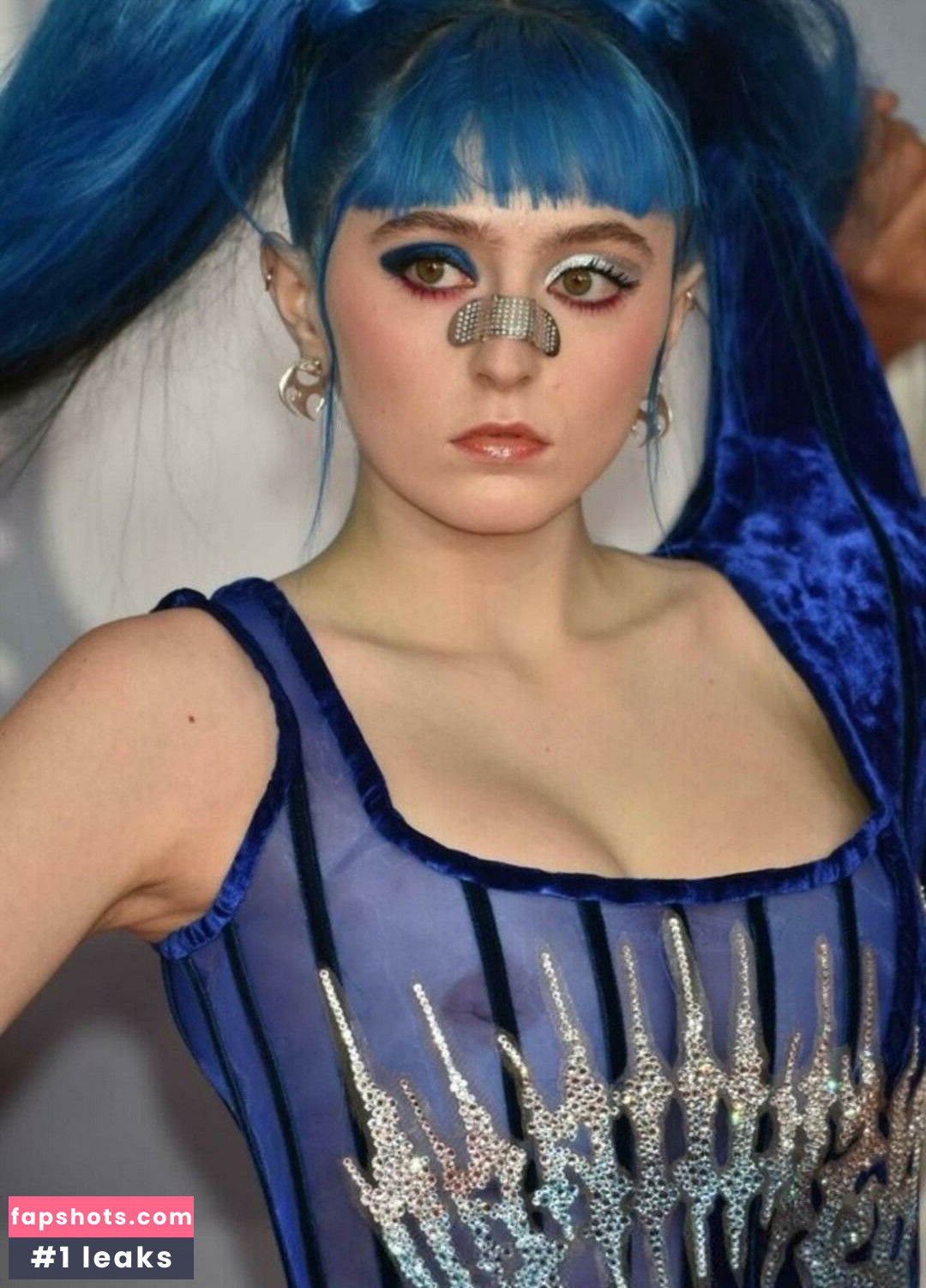 Ashnikko gallery photo #68