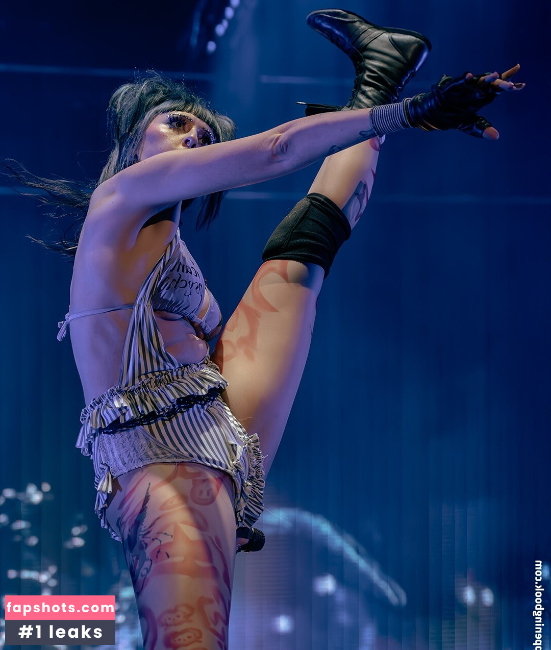 Ashnikko gallery photo #74