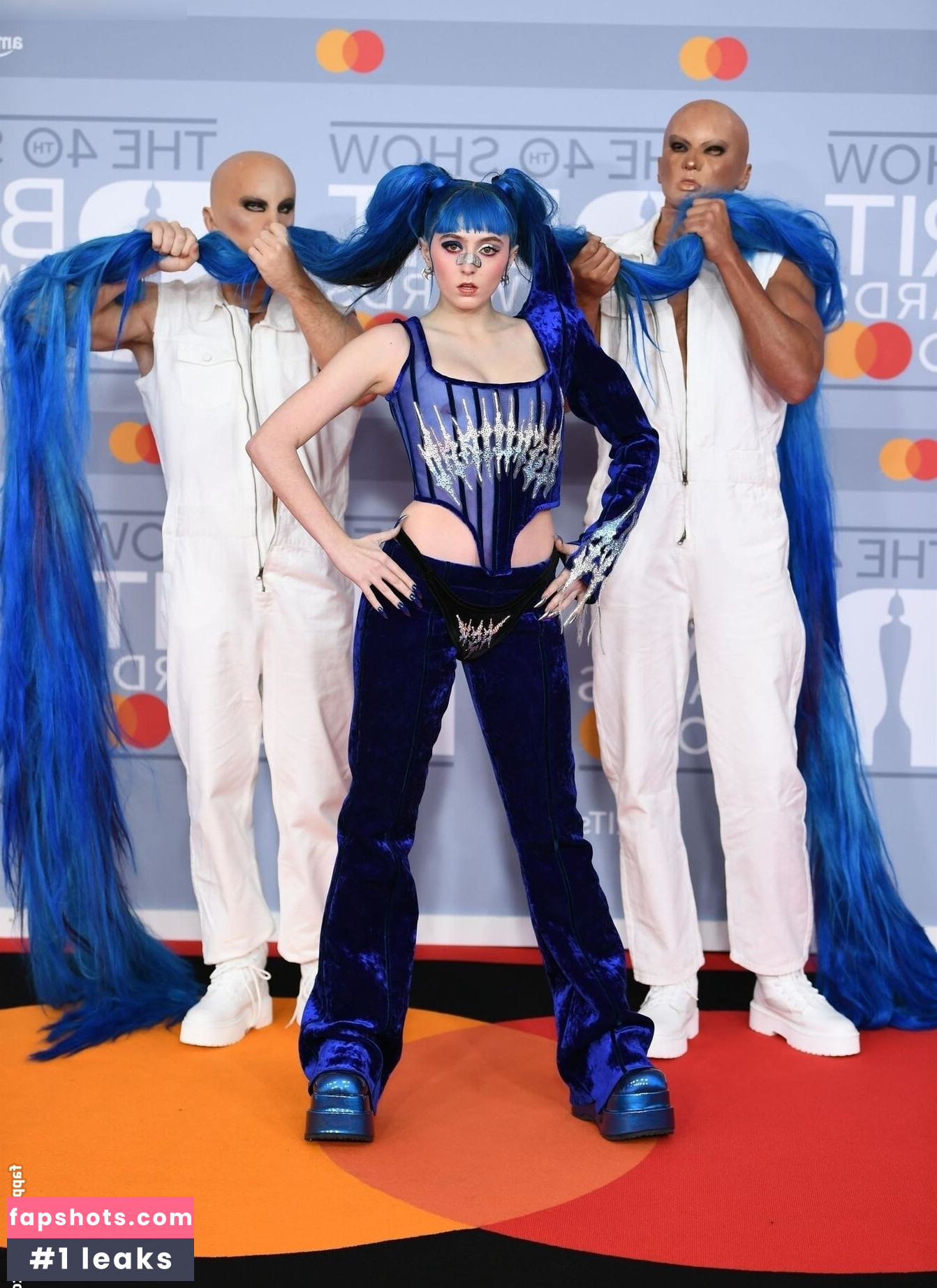 Ashnikko gallery photo #85