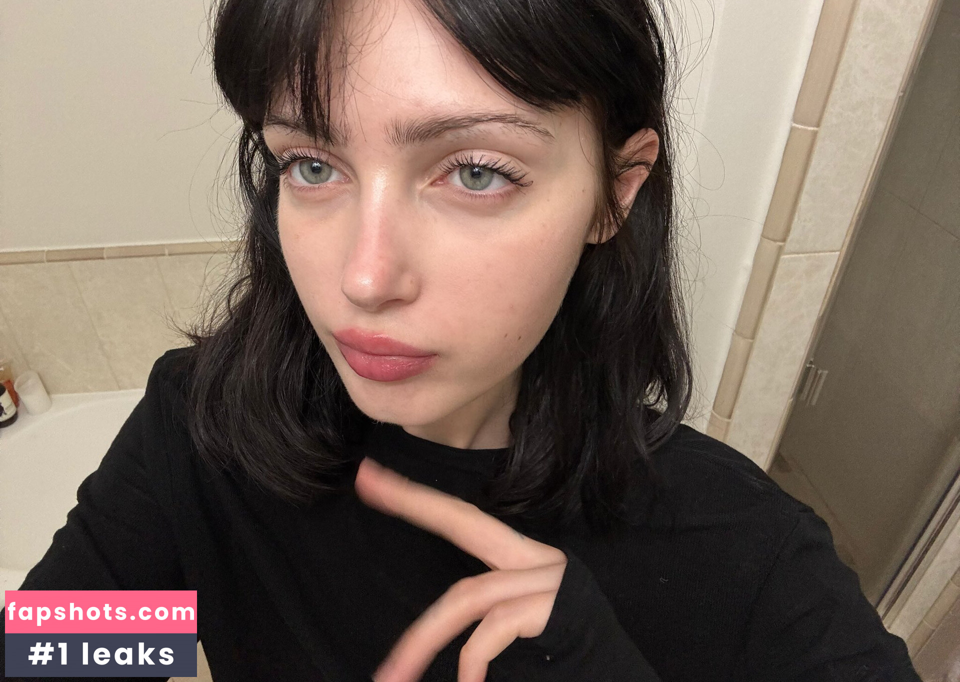 ashrosedaniels gallery photo #7