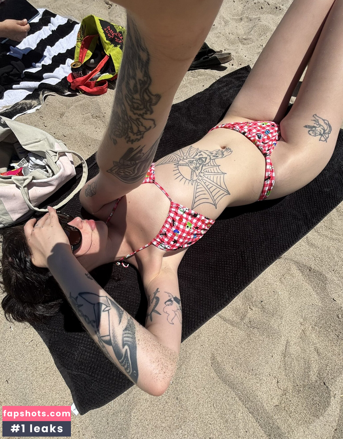 ashrosedaniels gallery photo #10