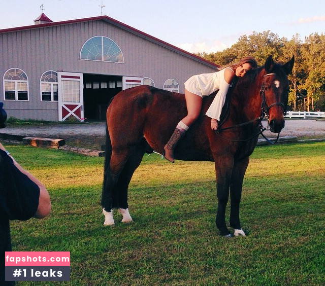 Ashton Hatchell gallery photo #23