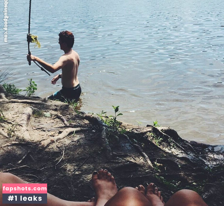 Ashton Hatchell gallery photo #5