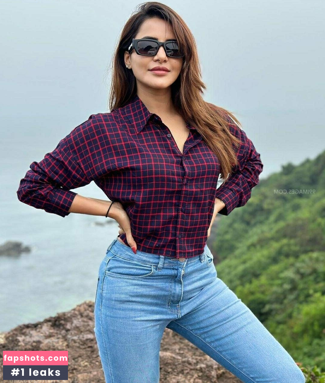 Ashu Reddy Nude Leaks OnlyFans Photos #28 - LeakJerk