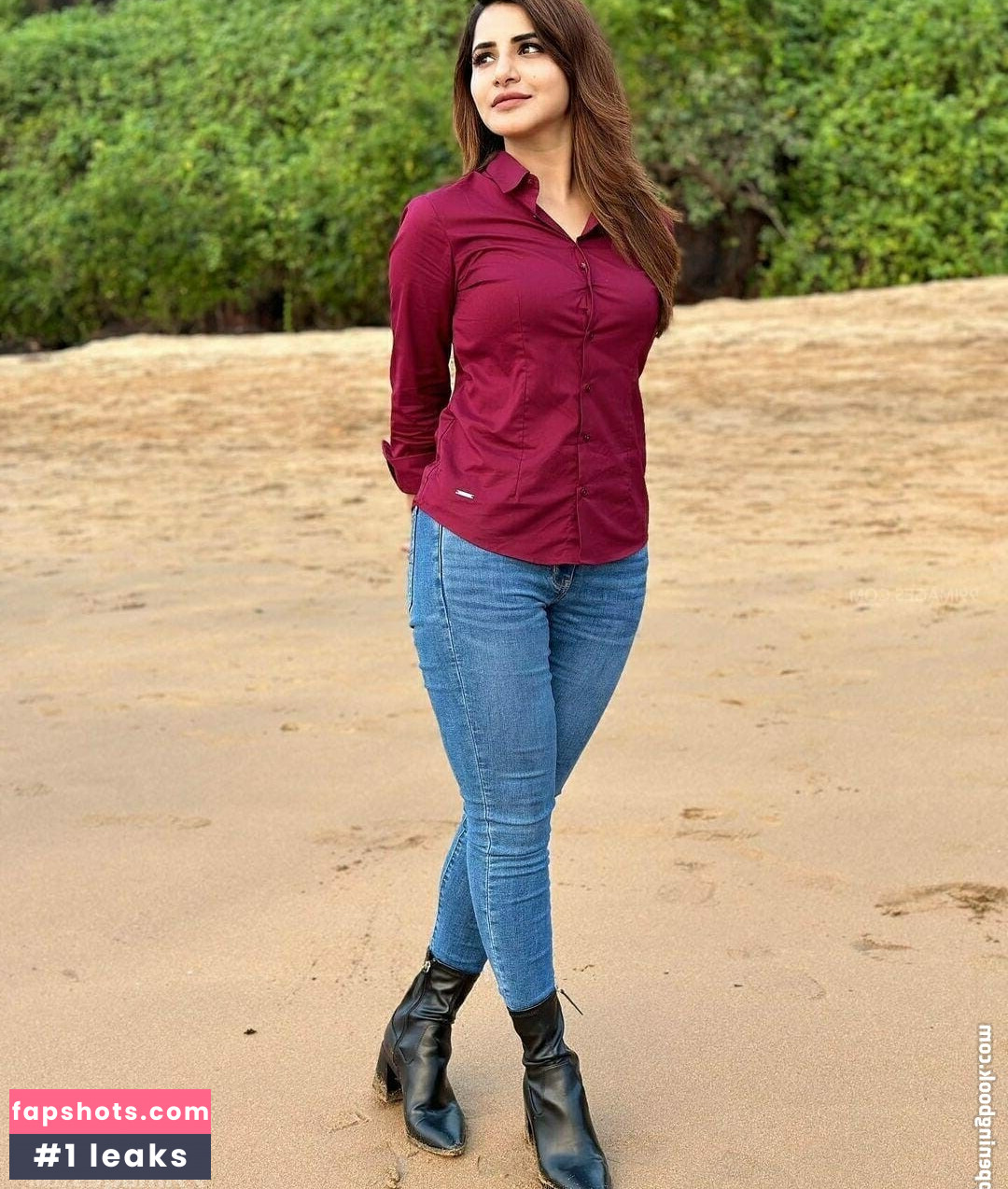 Ashu Reddy Nude Leaks OnlyFans Photos #39 - LeakJerk