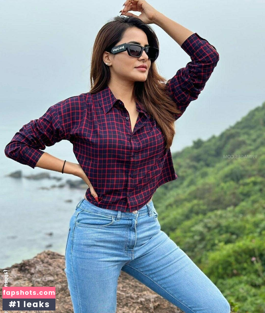 Ashu Reddy Nude Leaks OnlyFans Photos #41 - LeakJerk