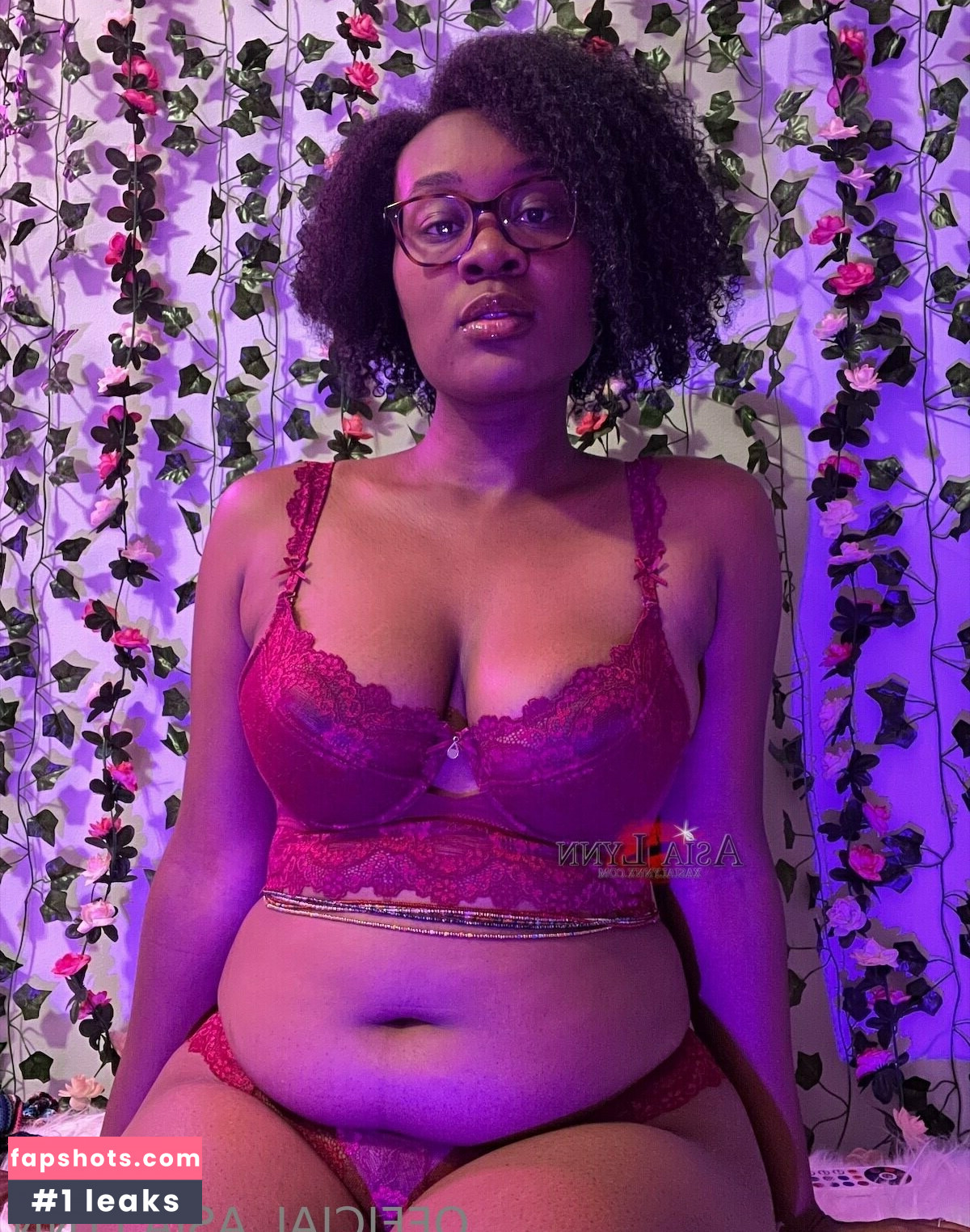 asialynnbby nude babe gallery