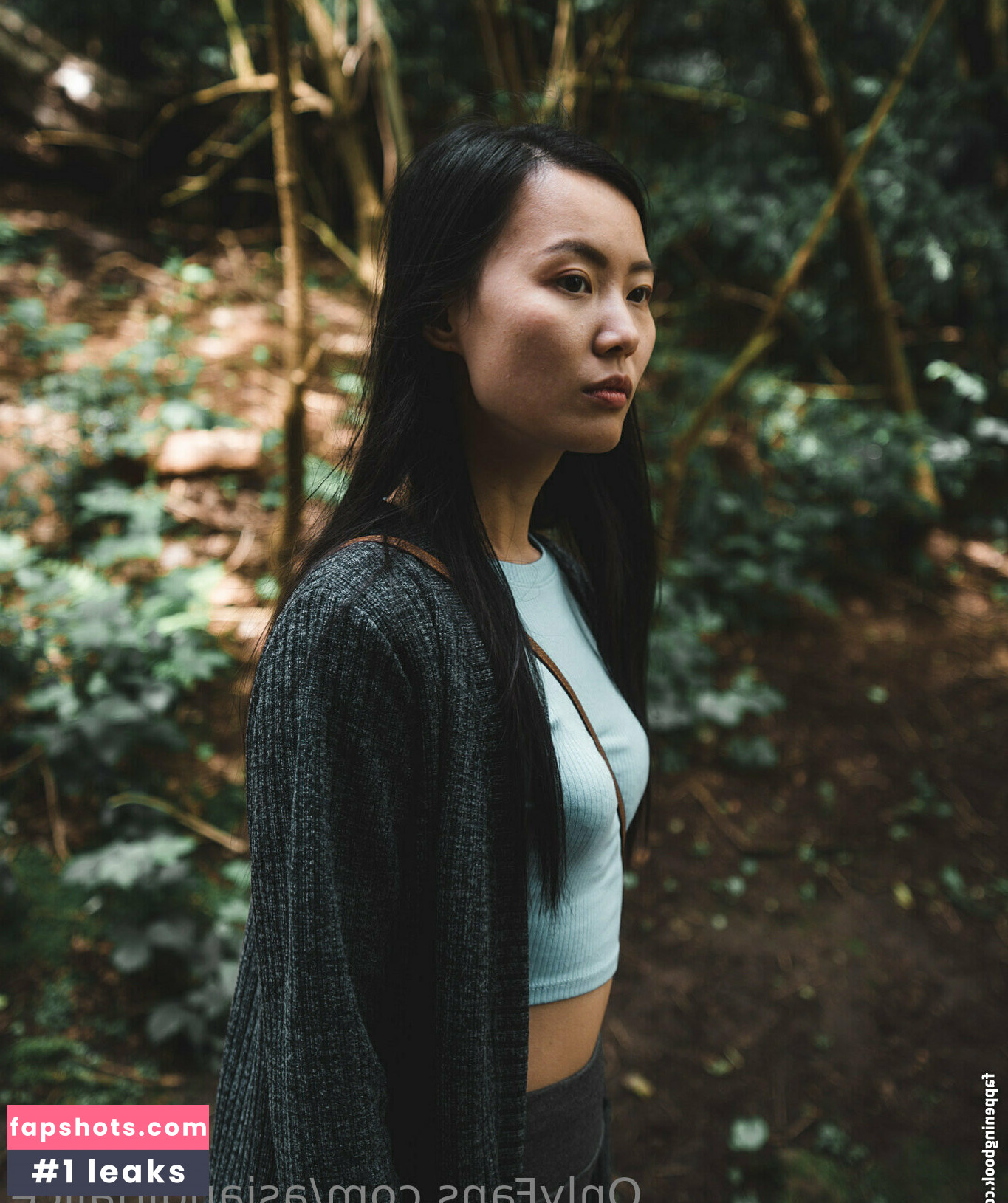 Asian Alice Nude Leaks OnlyFans Photos #4 - LeakJerk