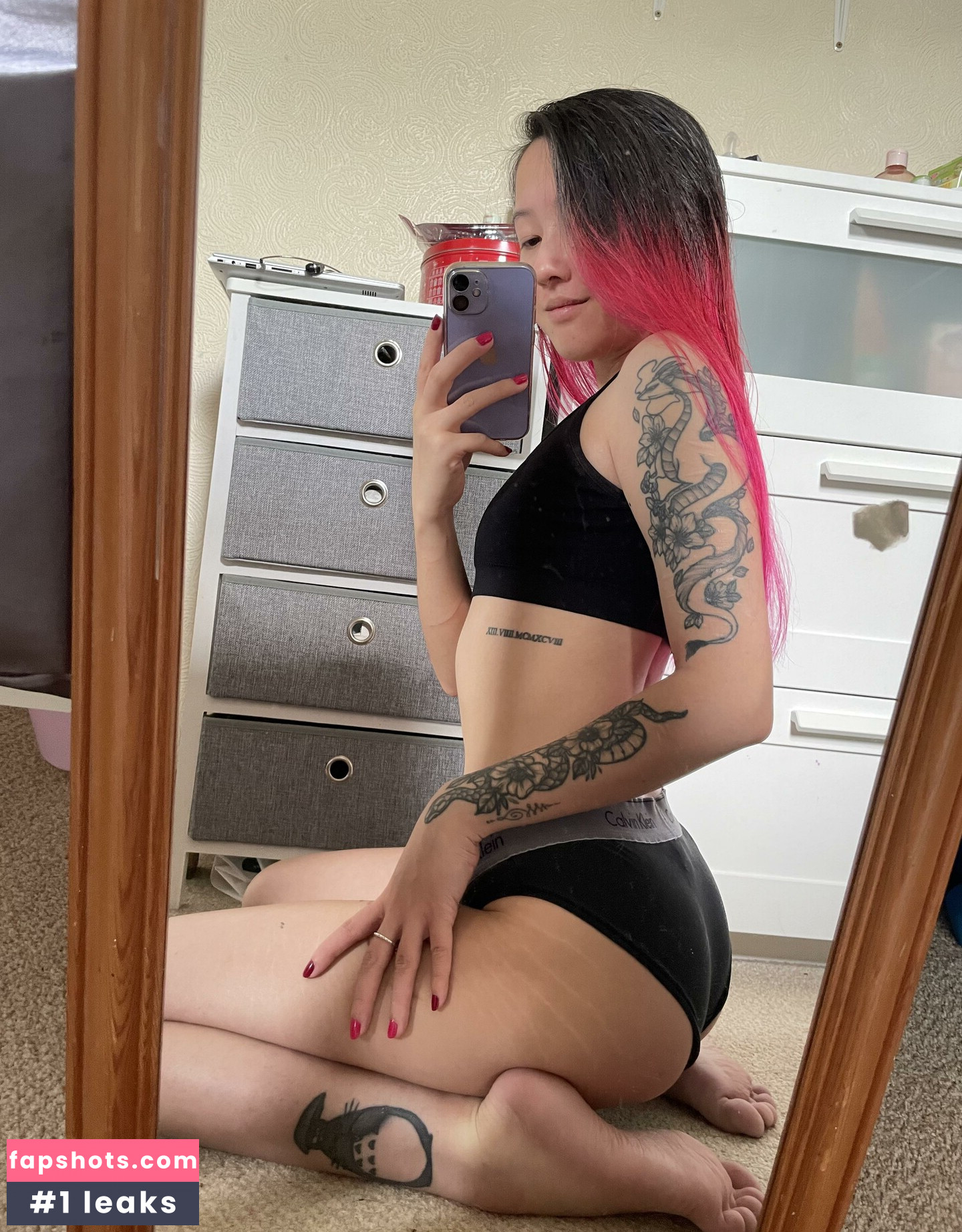 Asian Butt Slut gallery photo #21