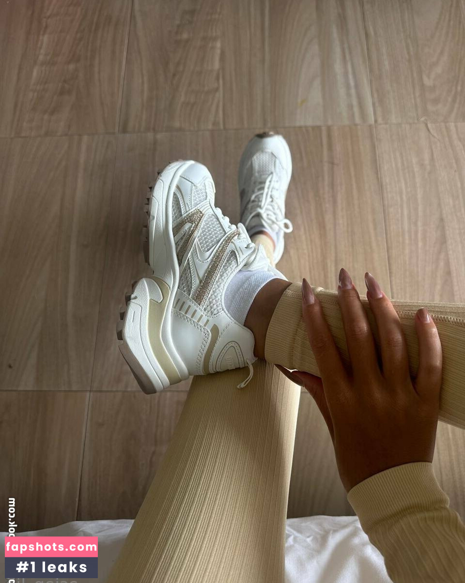 asian_lili gallery photo #21