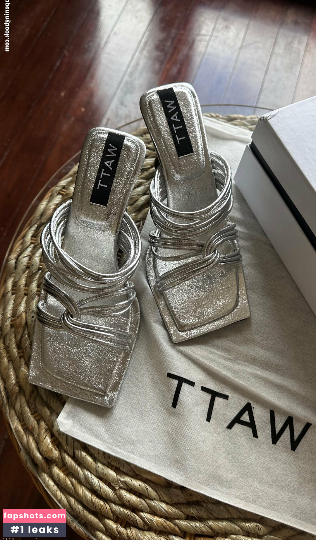 asian_lili gallery photo #65