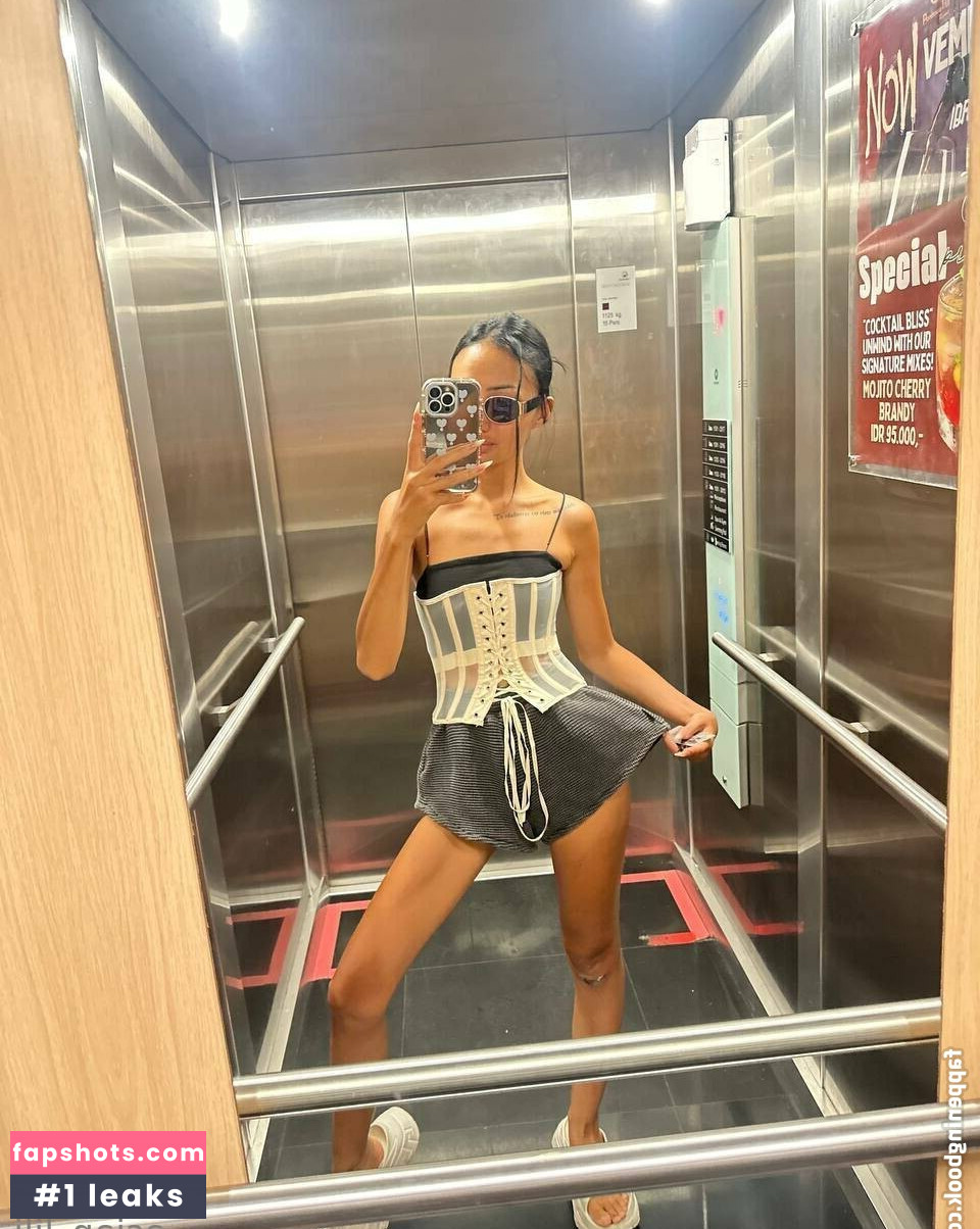 asian_lili nude babe gallery