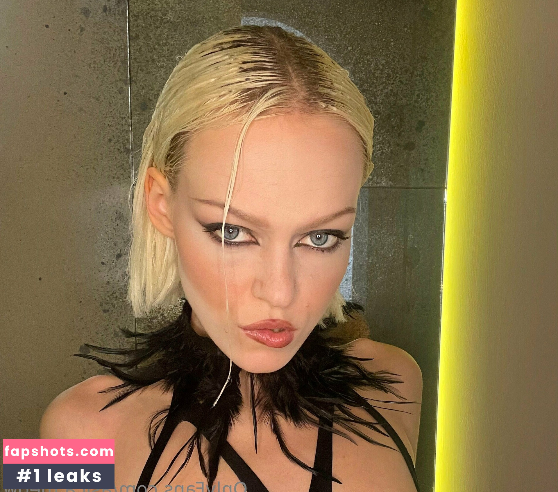 asica.meow gallery photo #64