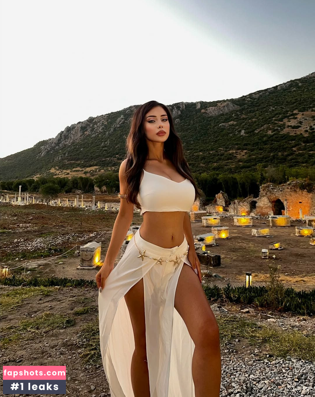 aslihel gallery photo #2