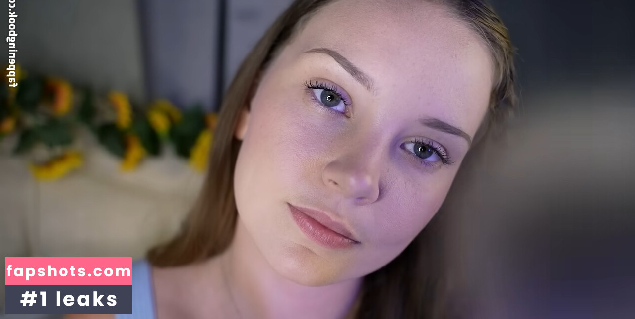 ASMR Darling gallery photo #11