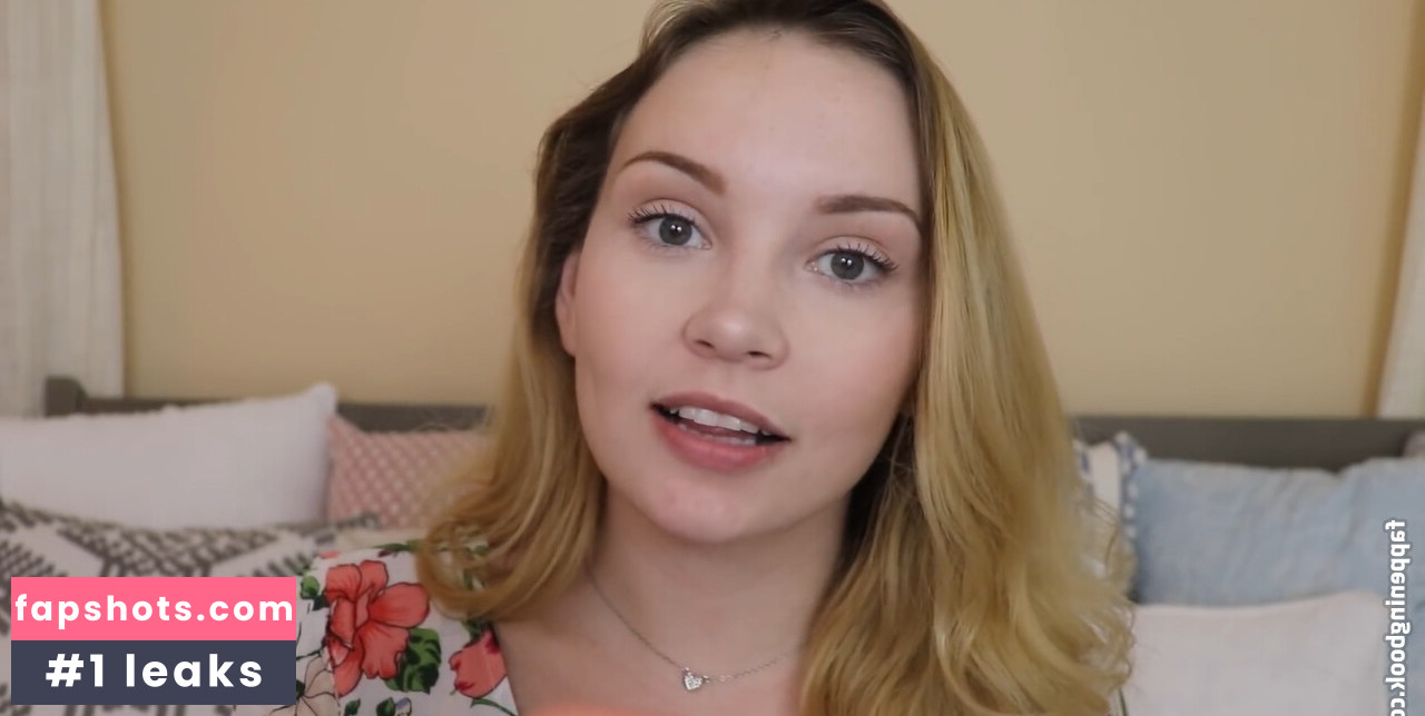 ASMR Darling gallery photo #4