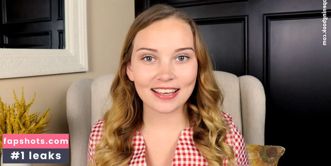 ASMR Darling gallery photo #10