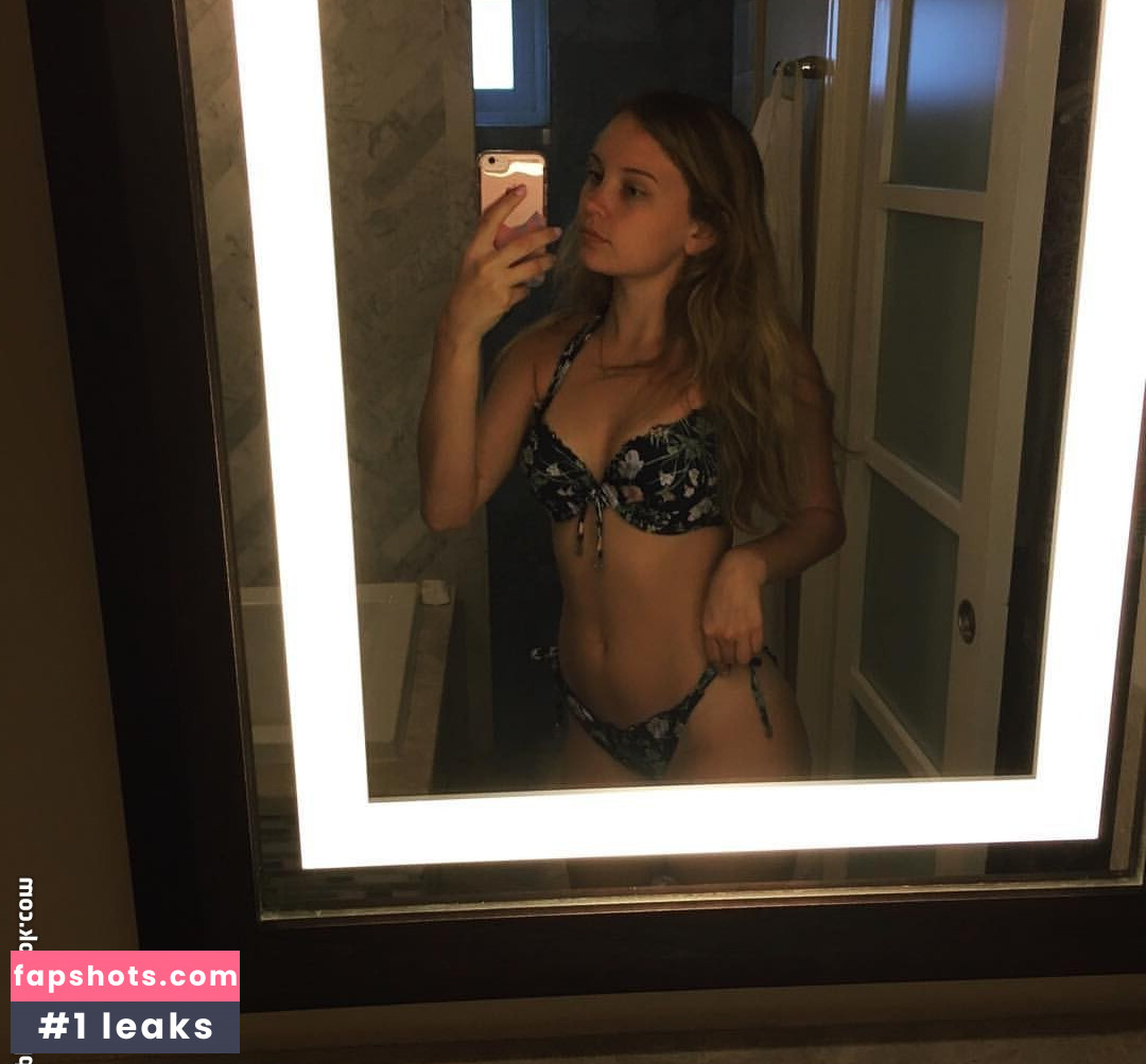 ASMR Darling gallery photo #92