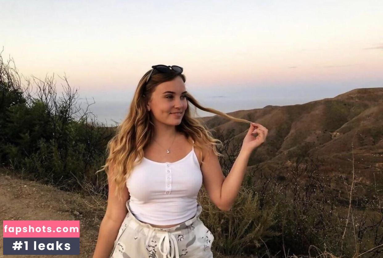 ASMR Darling gallery photo #97