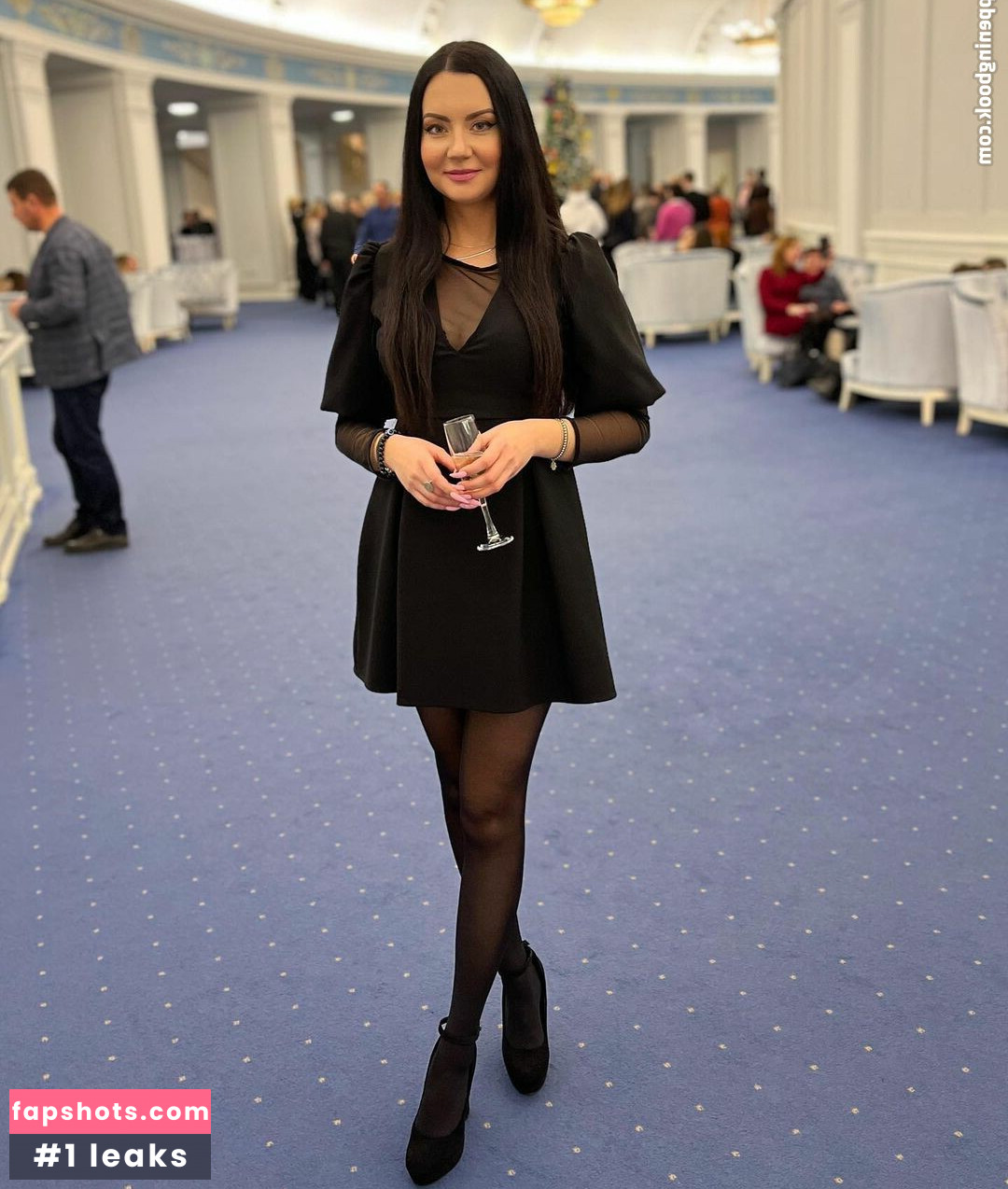 ASMR Kate Lullaby gallery photo #16