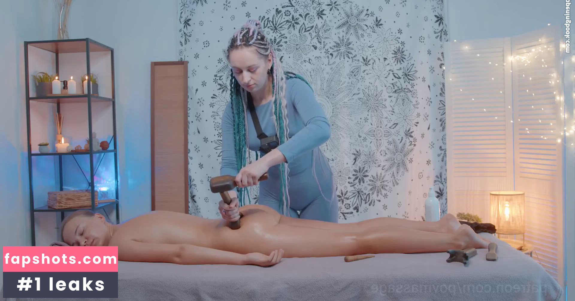 ASMR Massage gallery photo #14