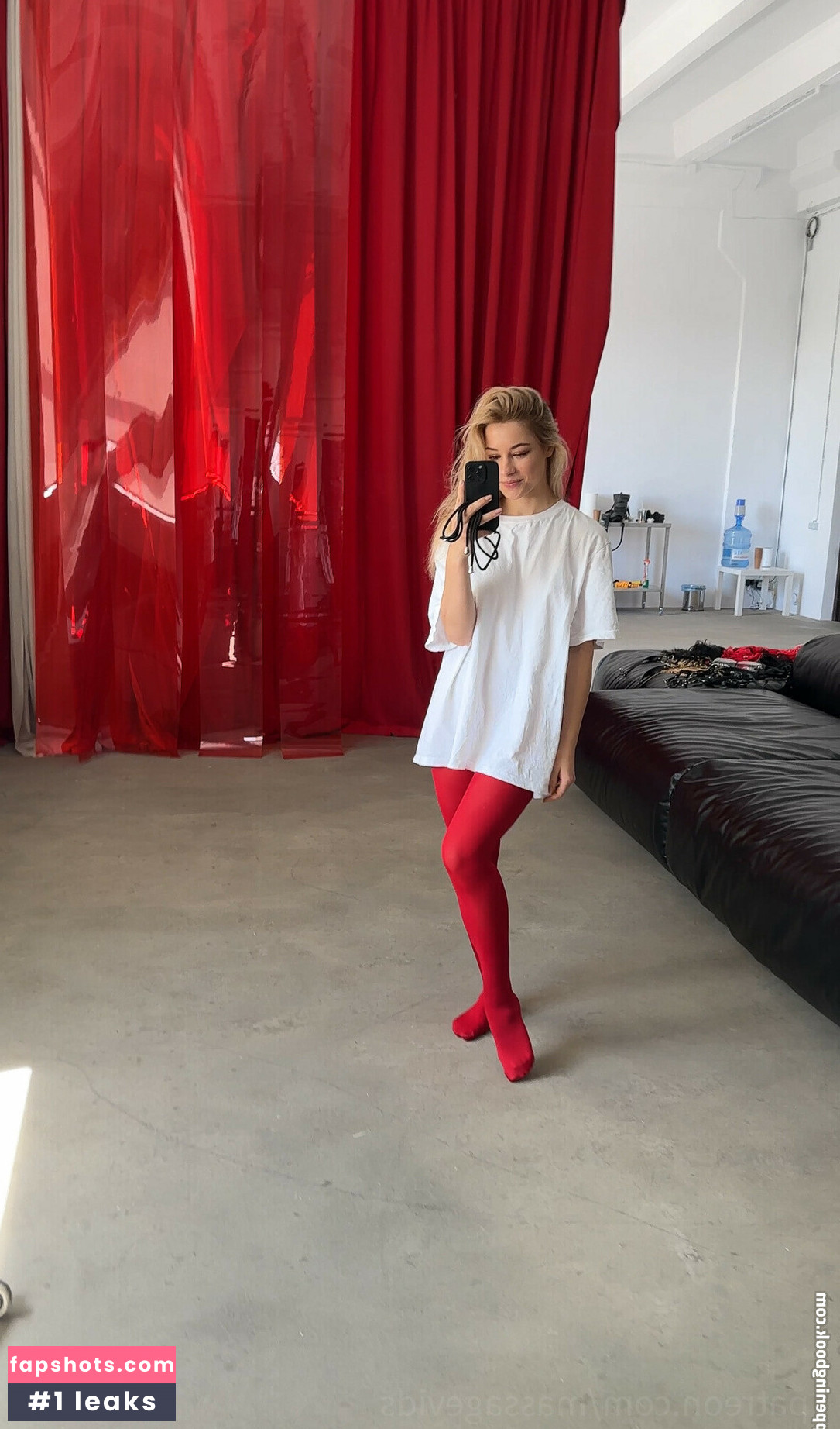 ASMR Massage gallery photo #60