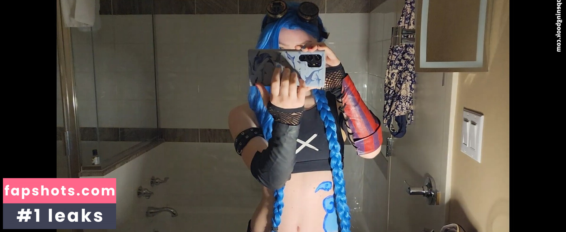 ASMR Noir gallery photo #13