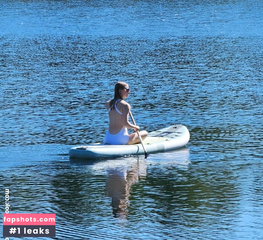 ASMR Noir gallery photo #5