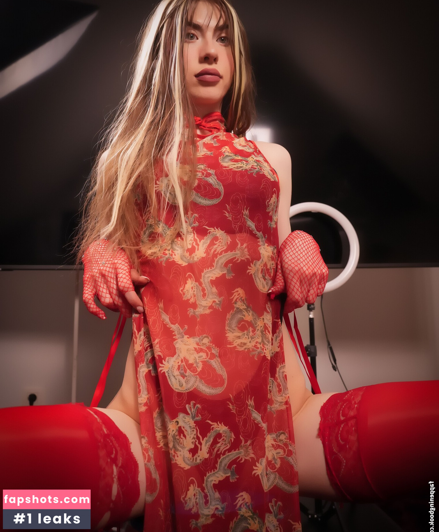 ASMR Onuri gallery photo #8