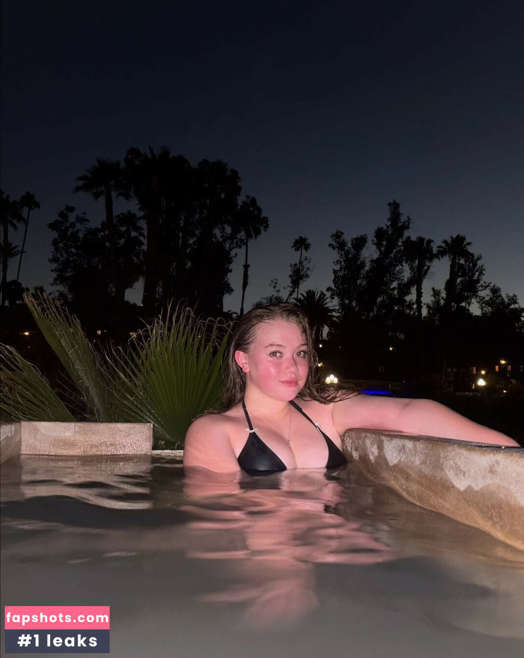 ASMRLia Nude Leaks OnlyFans Photos #5 - LeakJerk