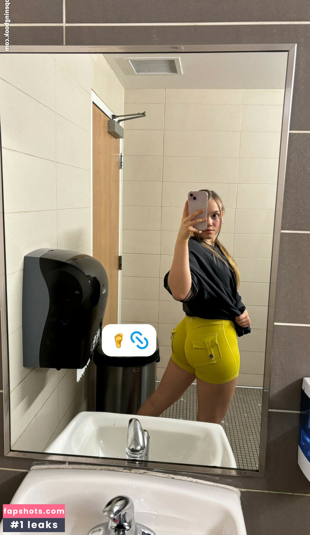 ASMRLia Nude Leaks OnlyFans Photos #78 - LeakJerk