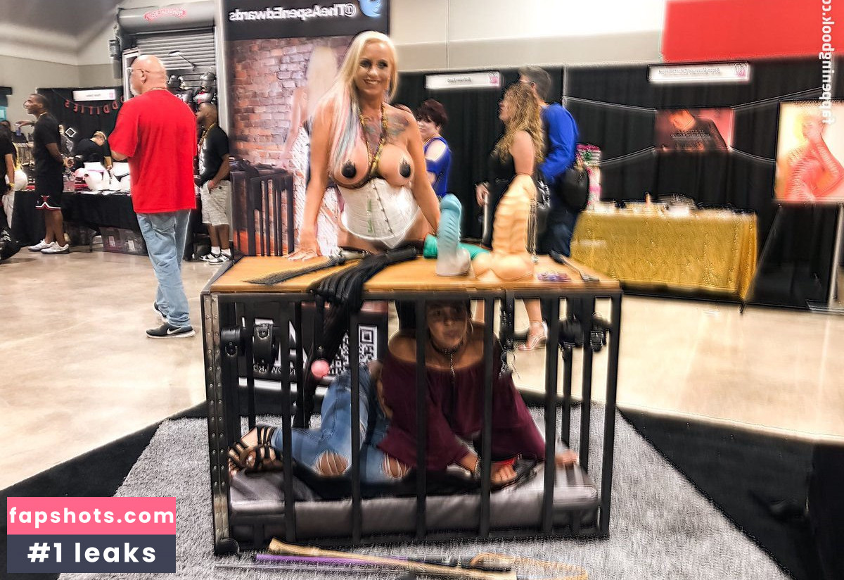 Aspen Edwards gallery photo #6