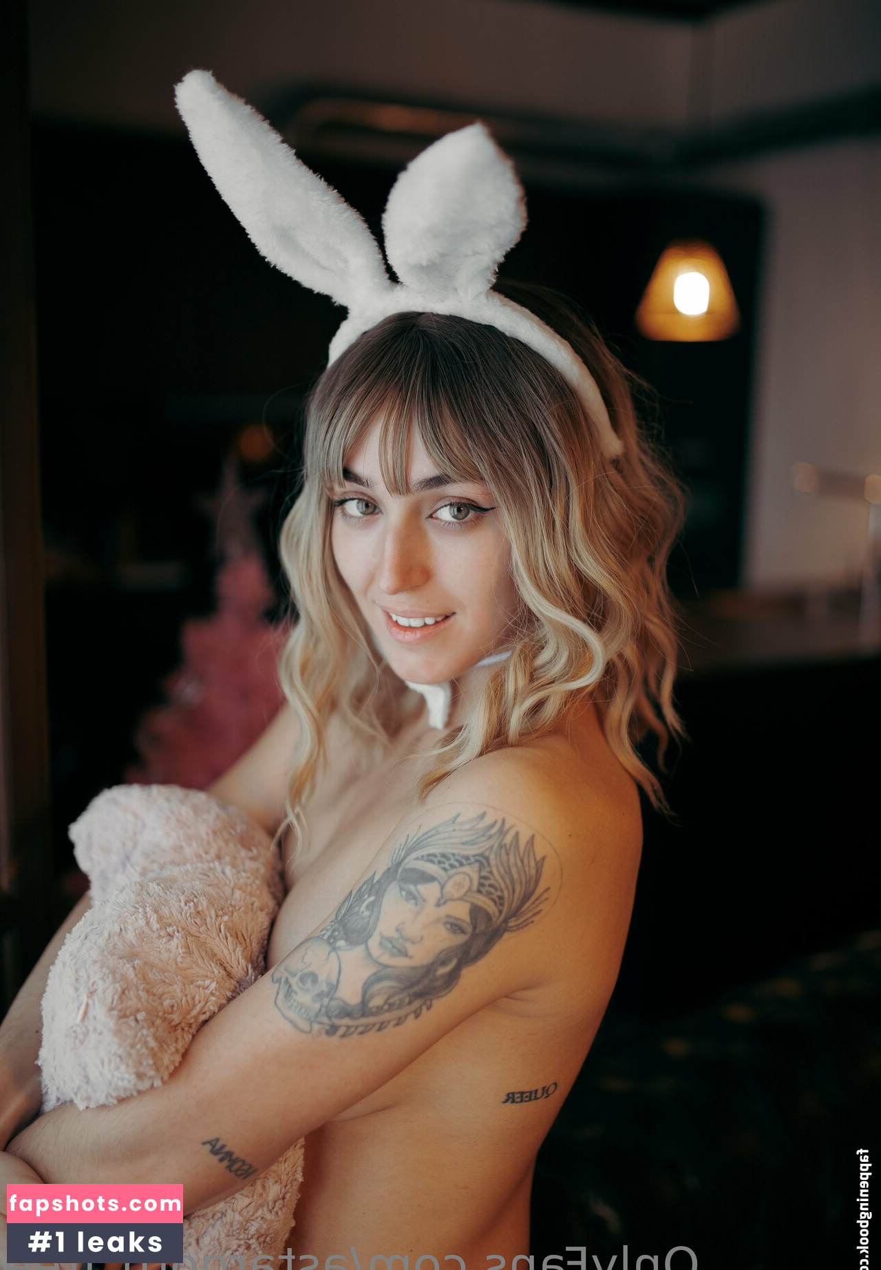 astargoth_free gallery photo #17