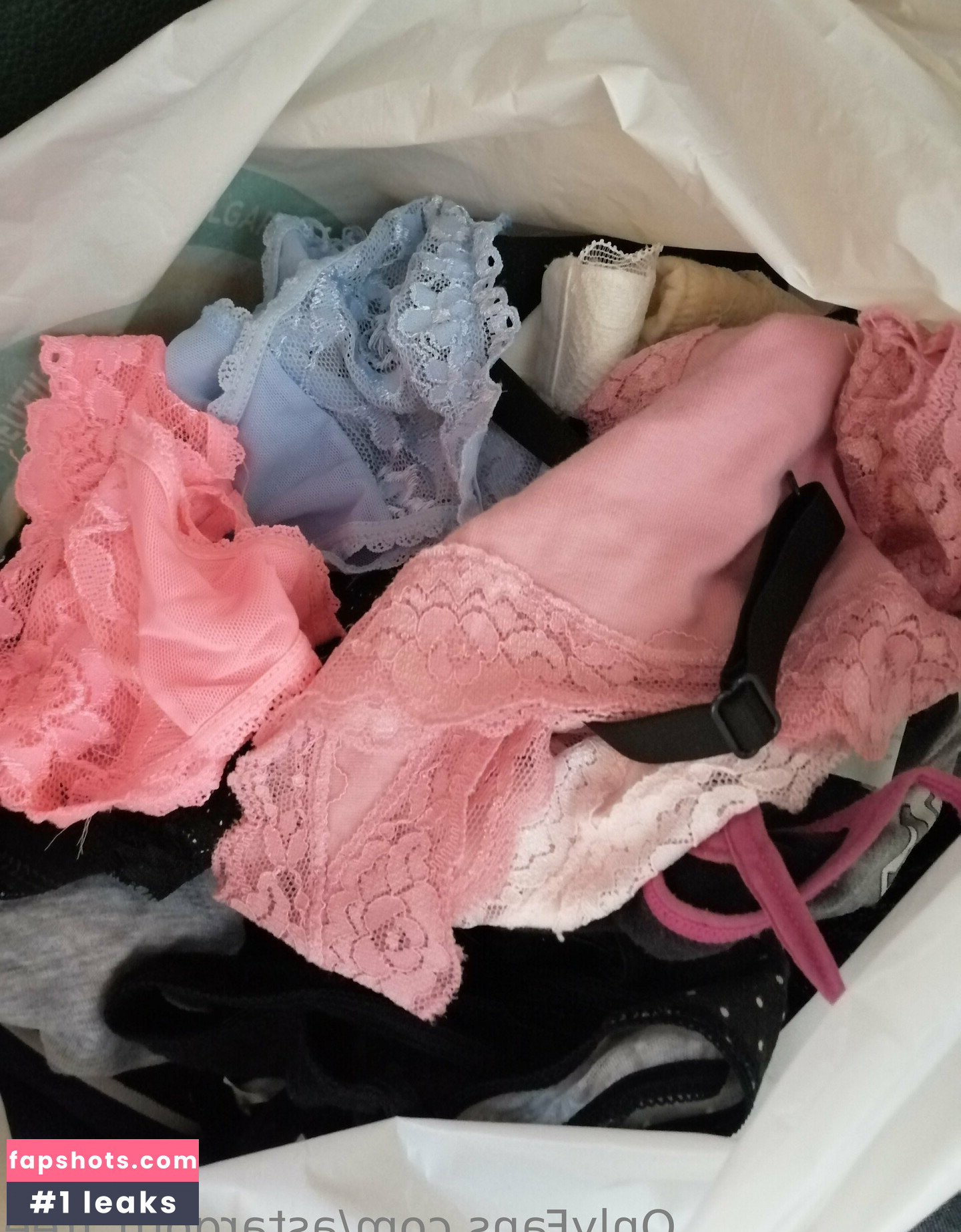 astargoth_free gallery photo #8