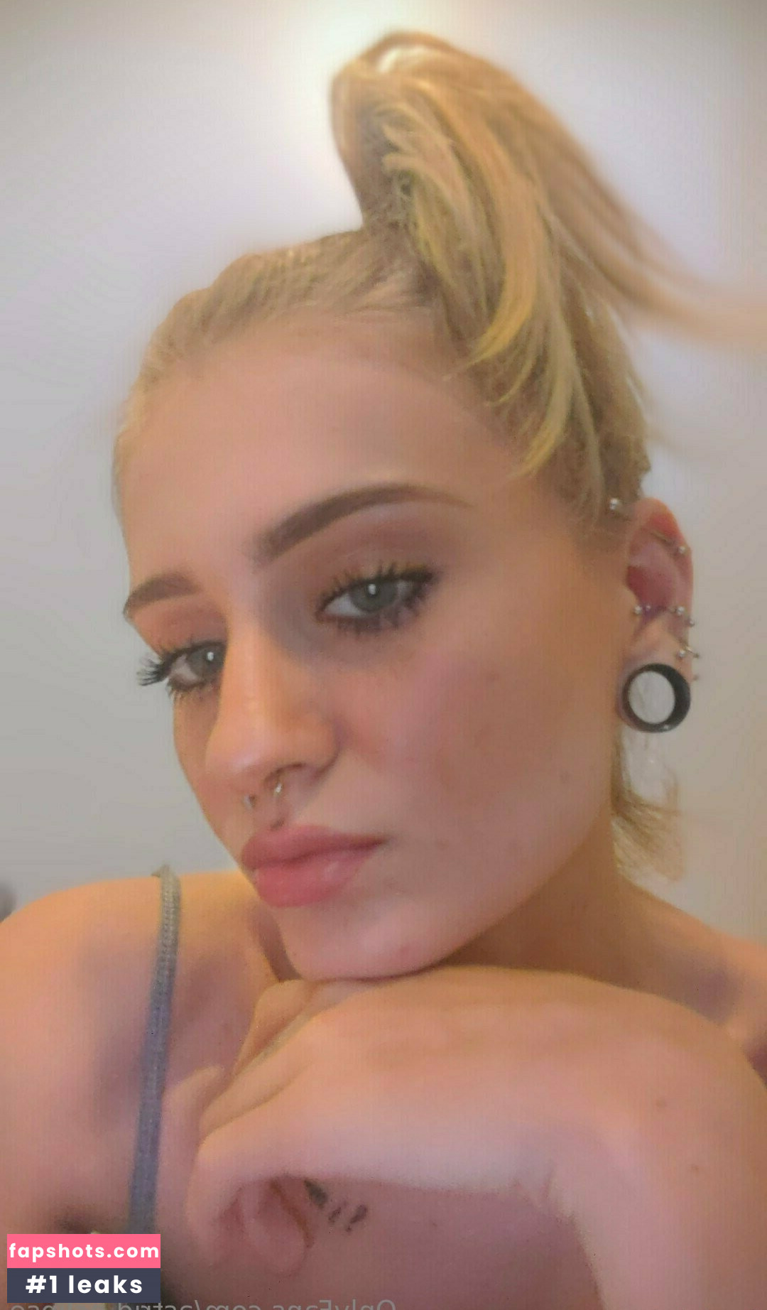 astrid-eclipse gallery photo #16