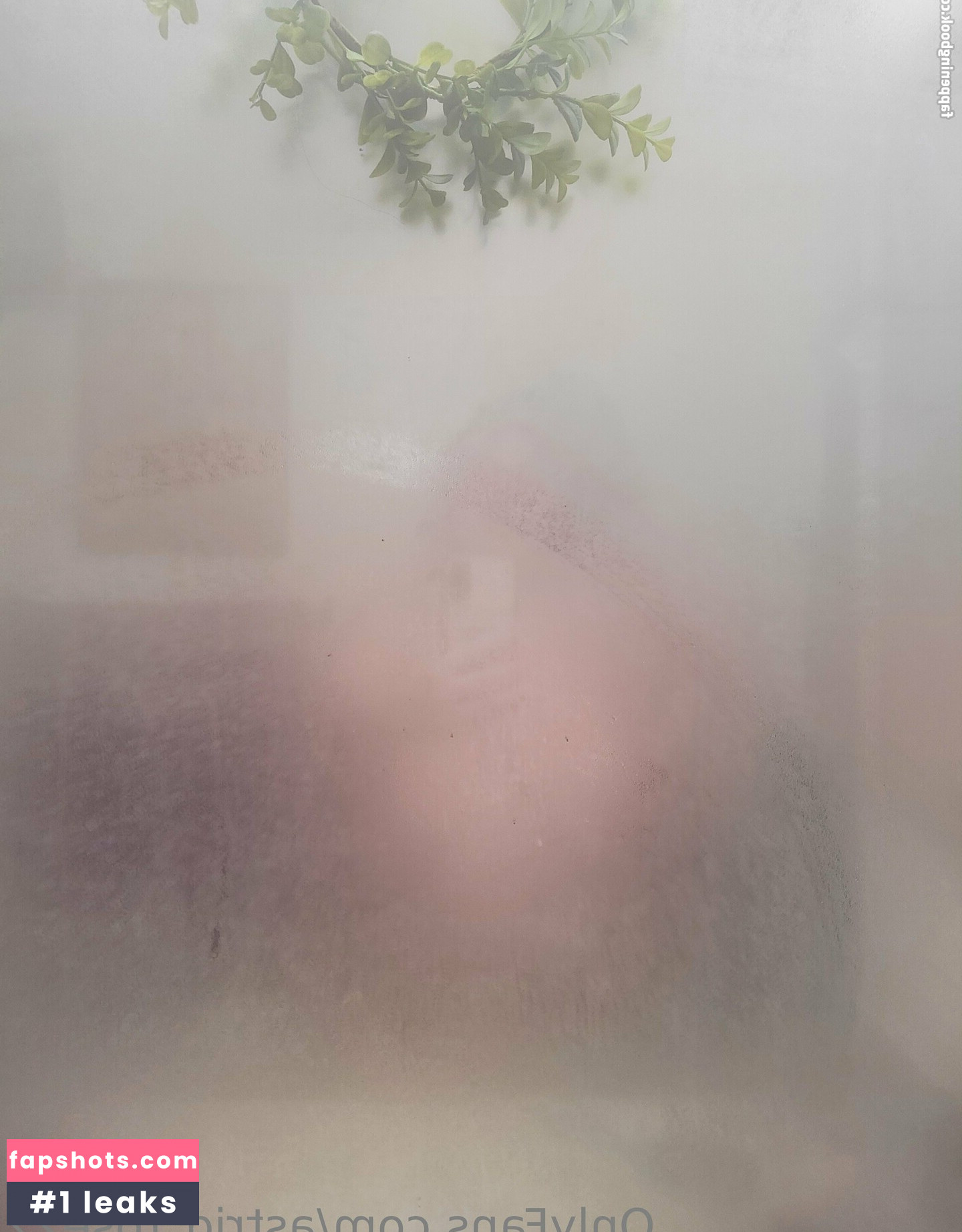 astrid_rose22 Nude Leaks OnlyFans Photos #17 - LeakJerk