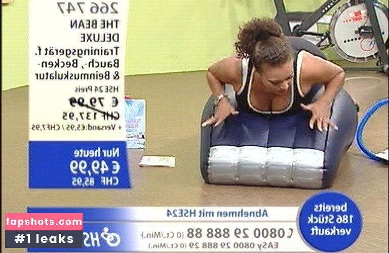 Astrid Van Der Staaij gallery photo #12