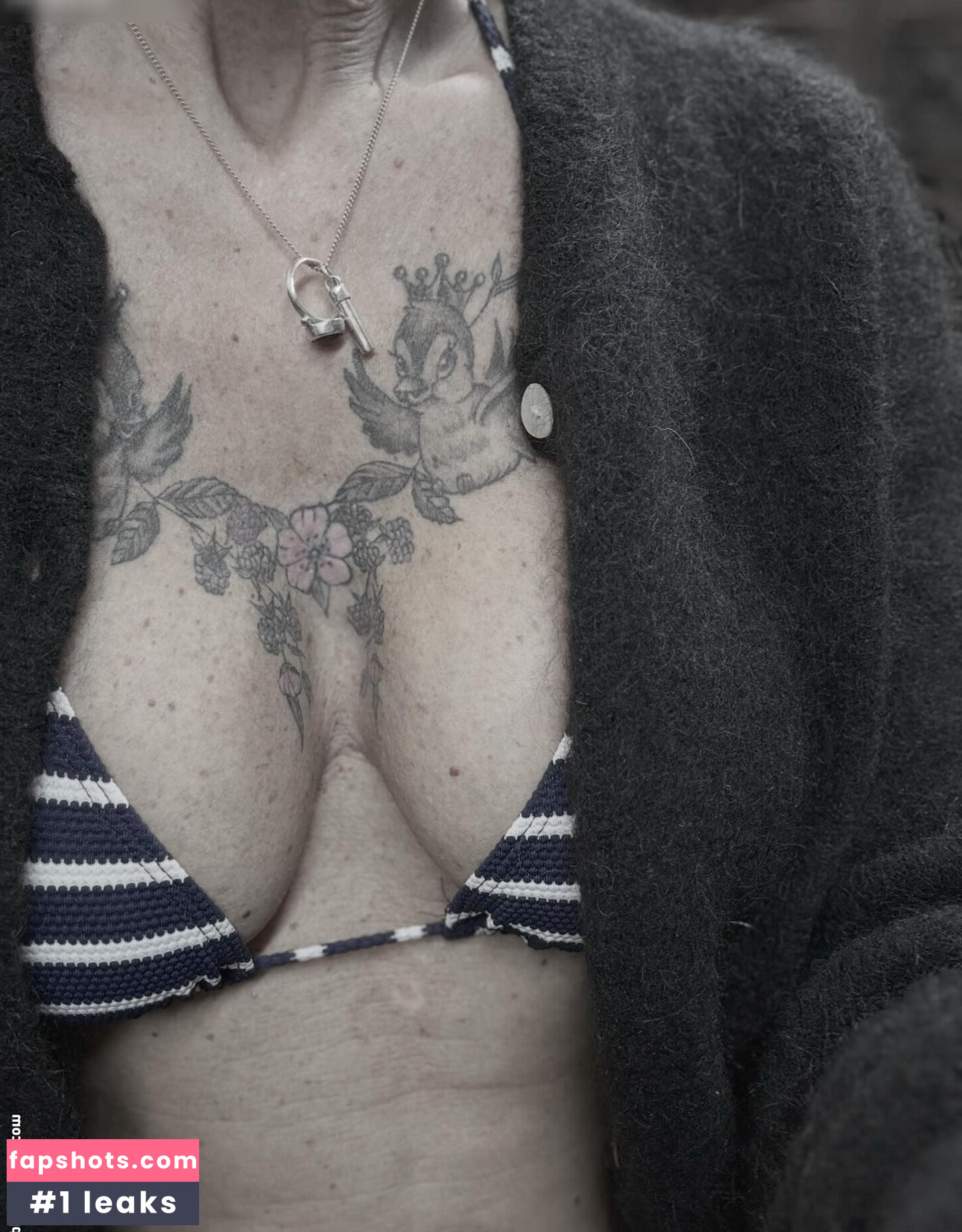 Astrid Zeegen Holt gallery photo #6