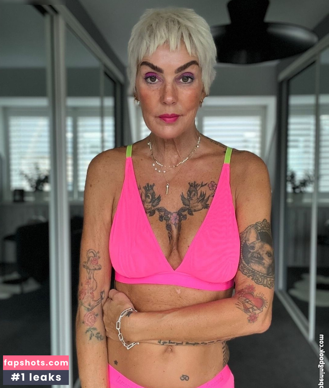 Astrid Zeegen Holt gallery photo #8