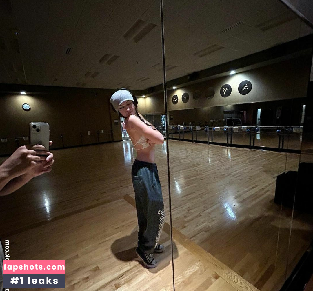 Astrouxx gallery photo #19