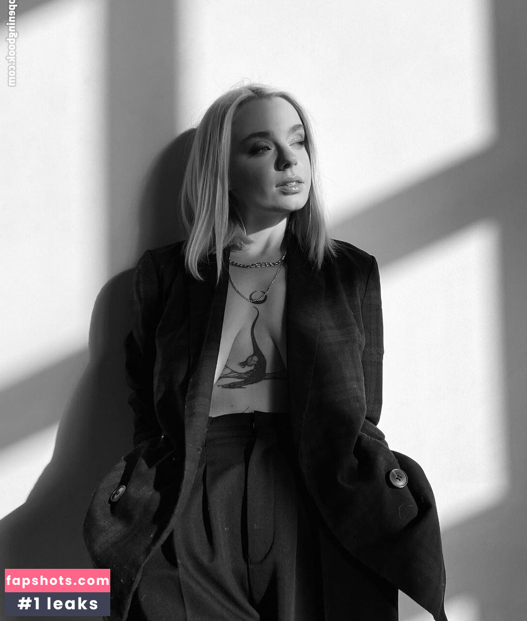 Asya Say gallery photo #9