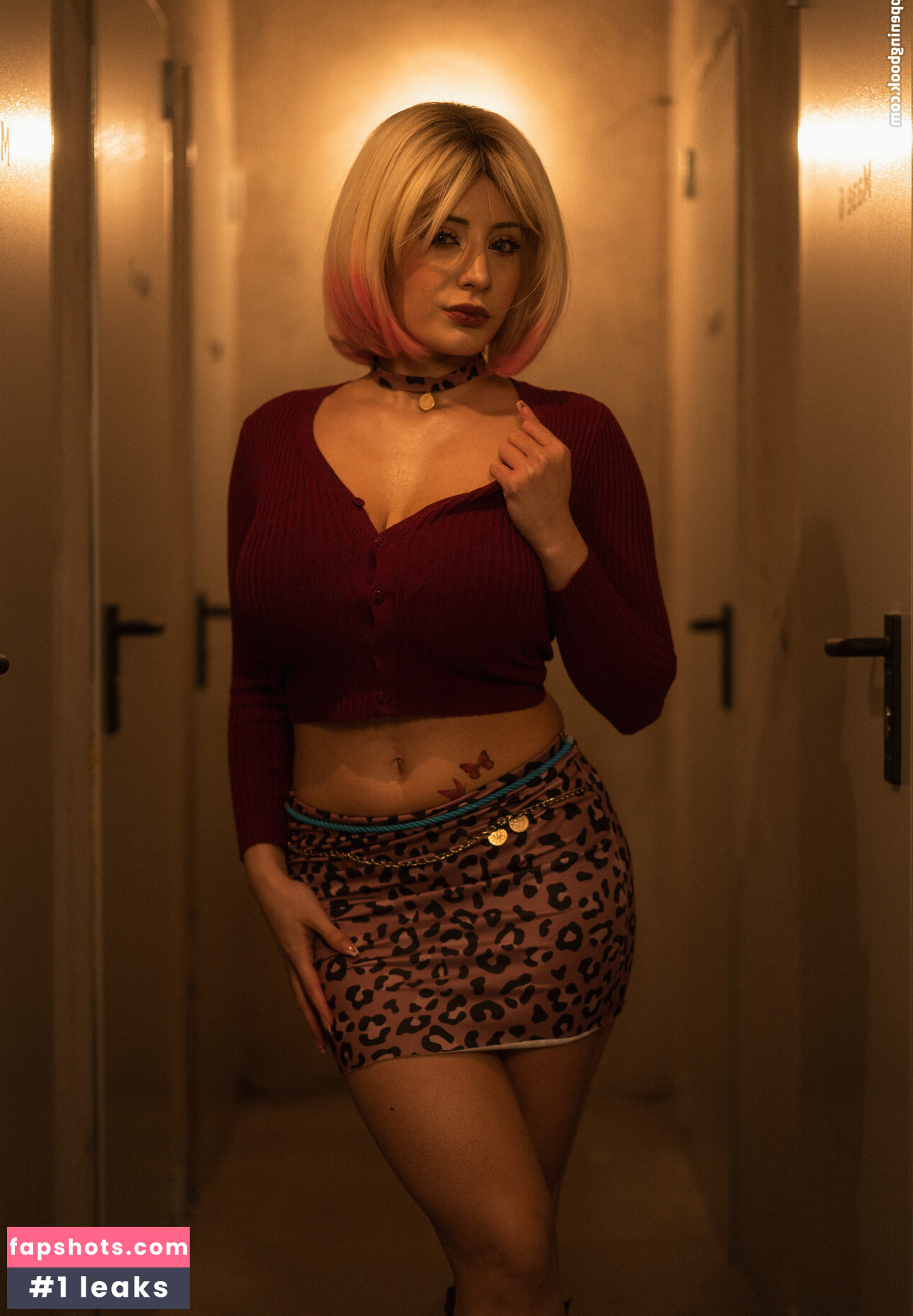 Athena Cosplay gallery photo #33