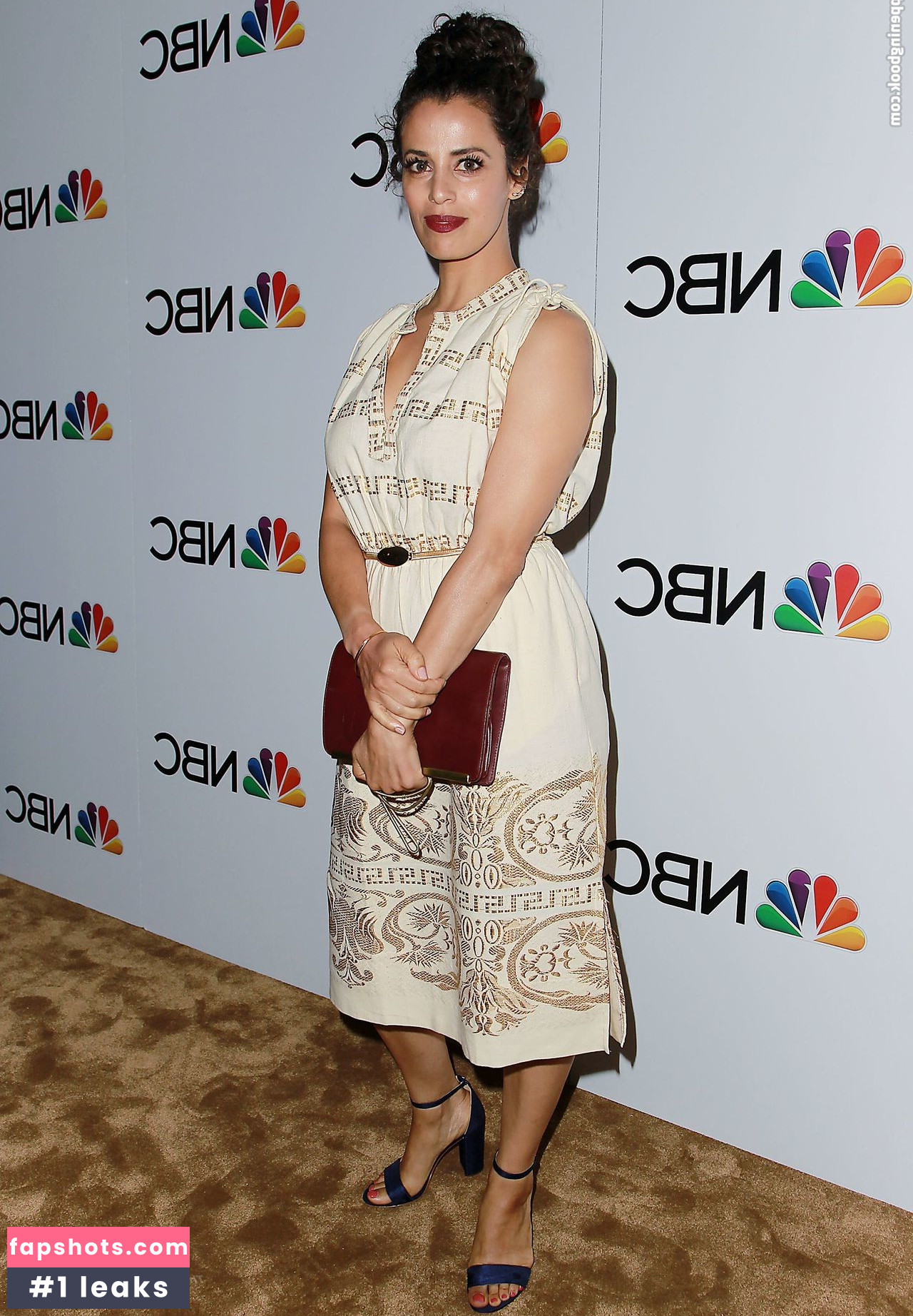 Athena Karkanis gallery photo #6