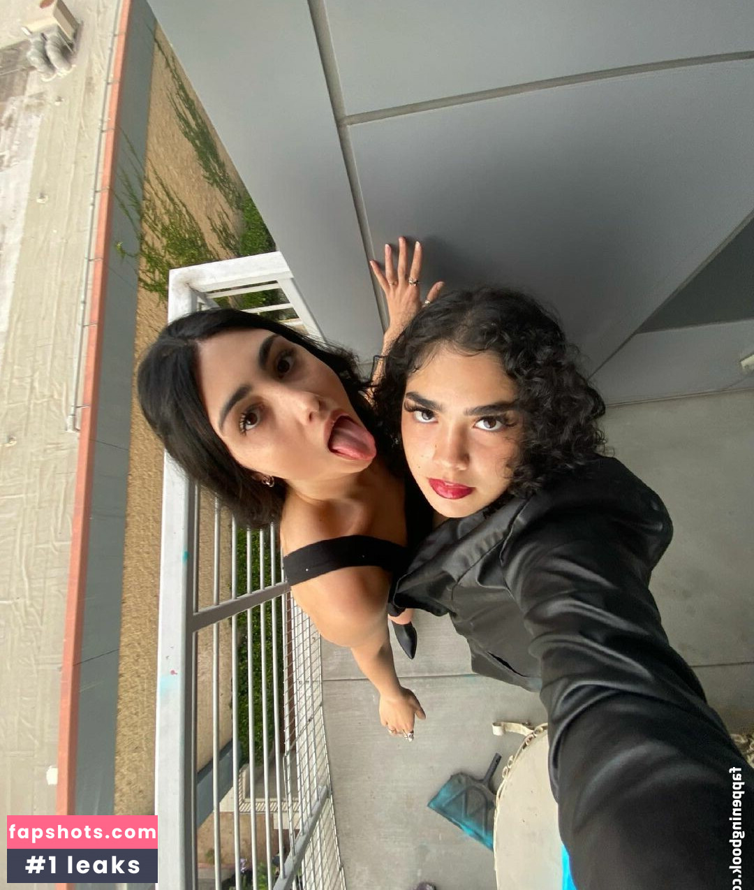 Athena Mansour gallery photo #16