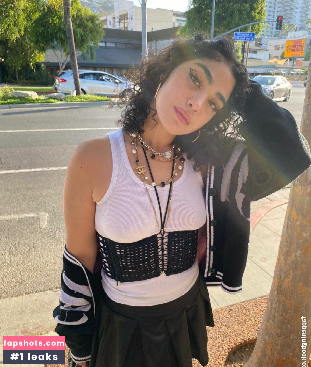 Athena Mansour gallery photo #4